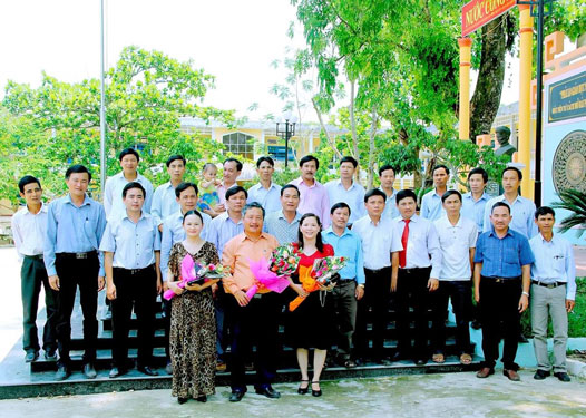 Cuộc thi viết "Người Thầy kính yêu": Miệt mài làm "người đưa đò"