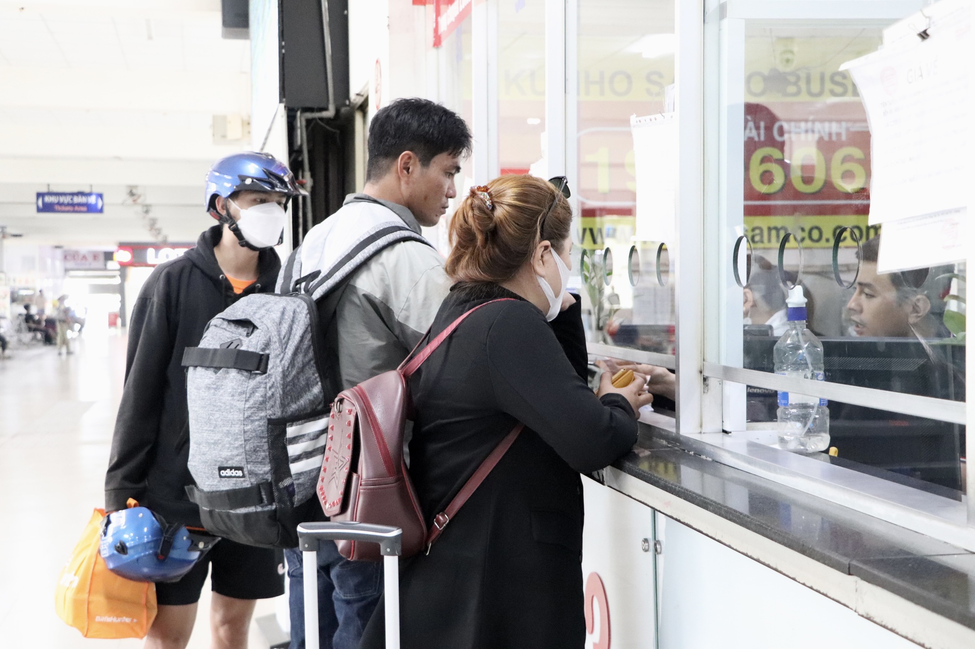 Hình ảnh Bến xe miền Đông trước ngày di dời - Ảnh 7.