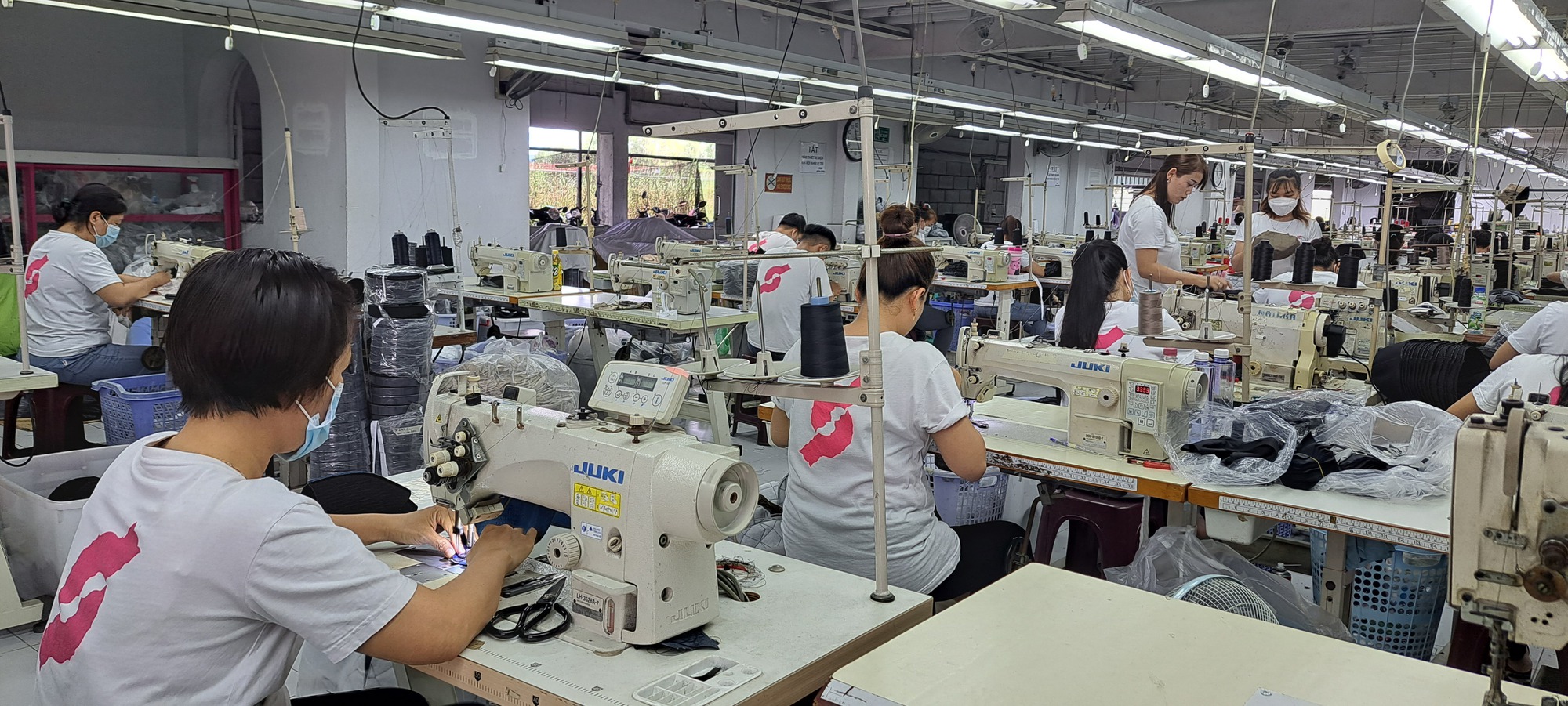 N&oacute;n Sơn đ&aacute;p trả nghi vấn thương hiệu &ldquo;rửa tiền&rdquo;, &ldquo;điệp vi&ecirc;n&rdquo;- Ảnh 6.