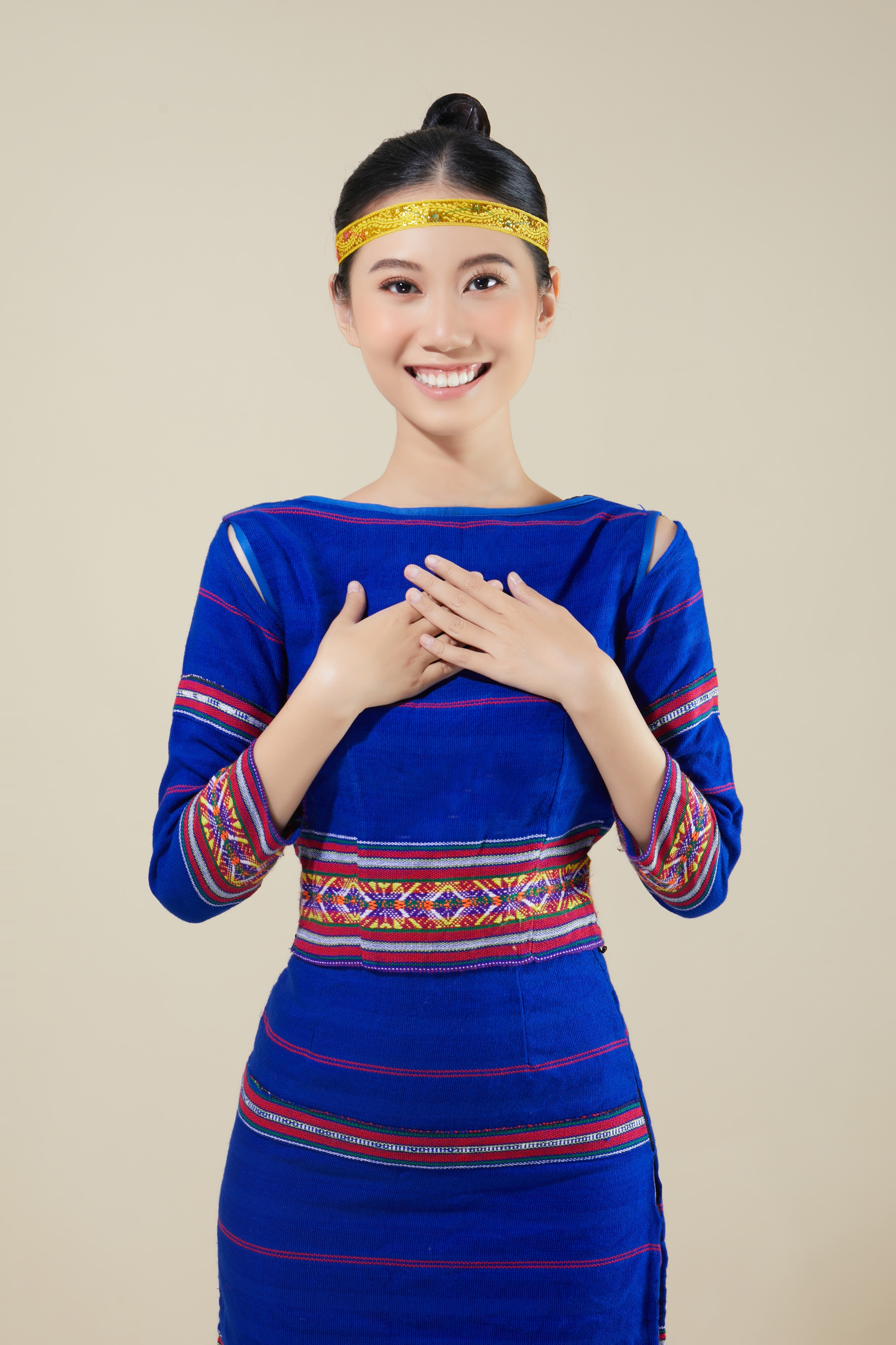 Diện mạo người đẹp Việt Nam dự thi Hoa hậu Sinh vi&ecirc;n Thế giới - Ảnh 2.