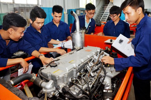 23 sinh viên nhận hơn 620 triệu đồng học bổng khuyến tài