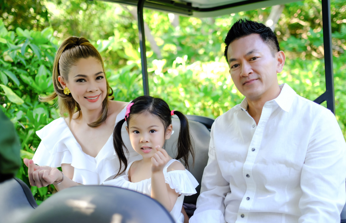 Thanh Thảo lên tiếng về tin đồn "sống chật vật tại Mỹ, muốn về quê cũng không thể"