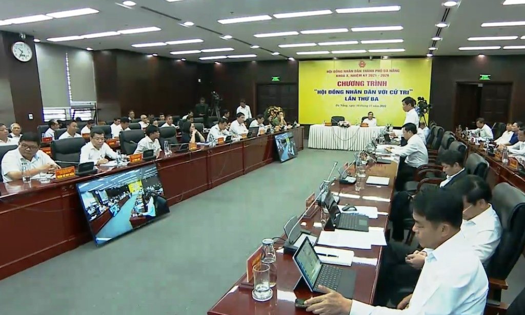 Sau mưa ngập lịch sử, Đ&agrave; Nẵng cần c&oacute; tuần lễ tho&aacute;t nước v&agrave; vệ sinh đ&ocirc; thị hiệu quả - Ảnh 1.