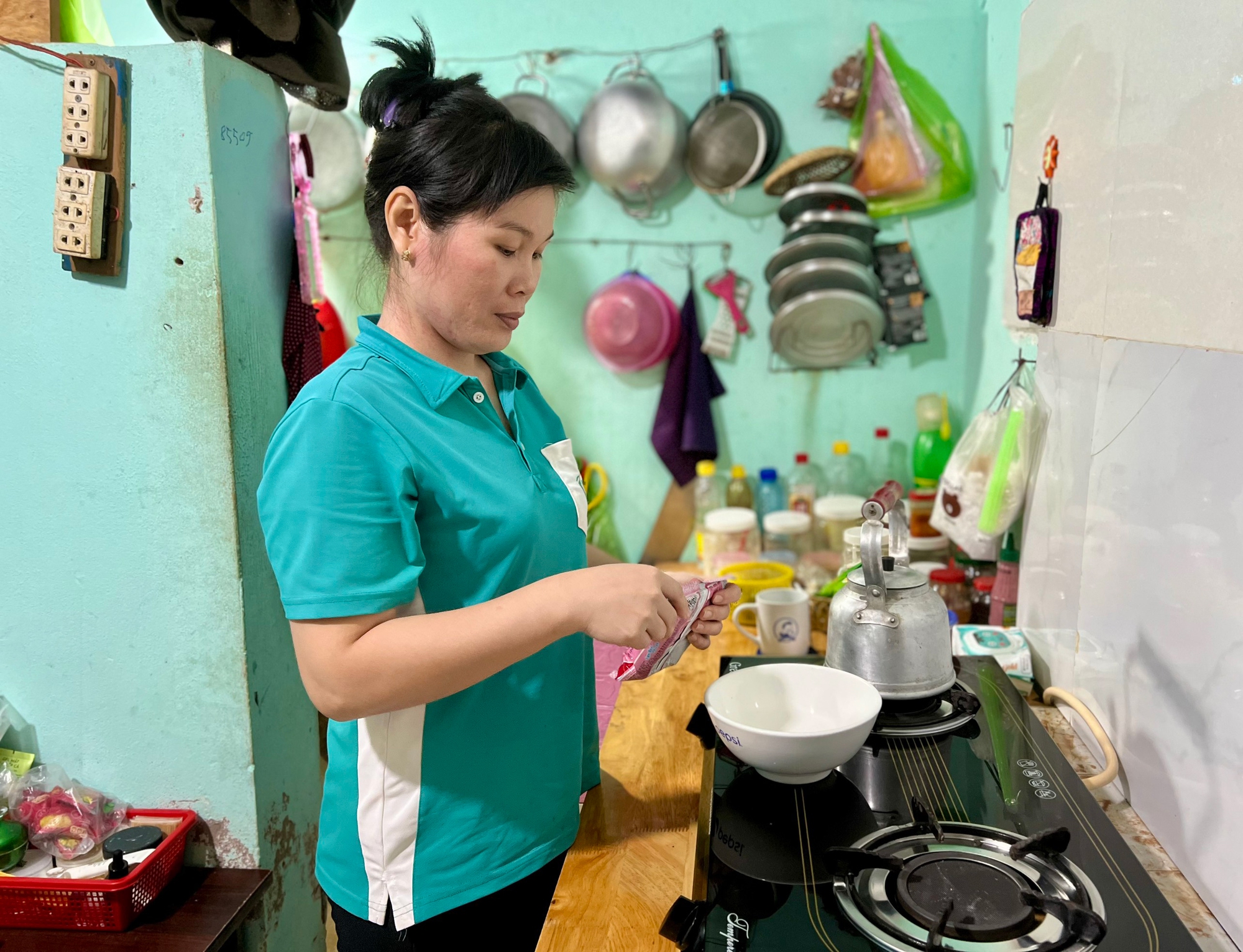 Tập trung hỗ trợ công nhân mất việc