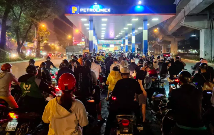 Chiều nay, Chính phủ dự kiến họp về công tác điều hành xăng dầu