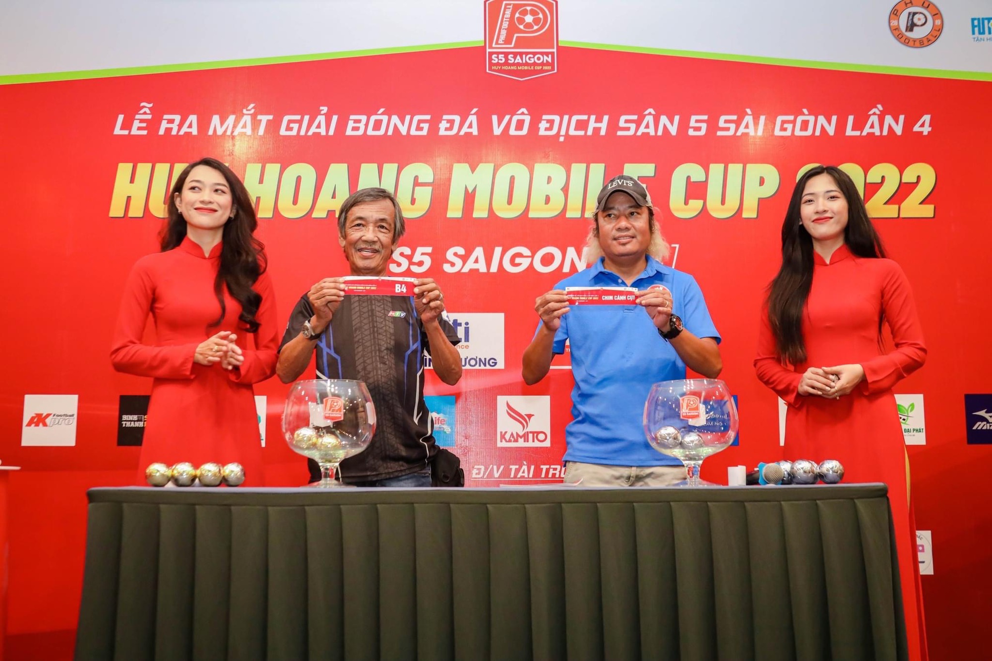 Khai mạc S5 Saigon - S4: Sân chơi futsal chất lượng cao