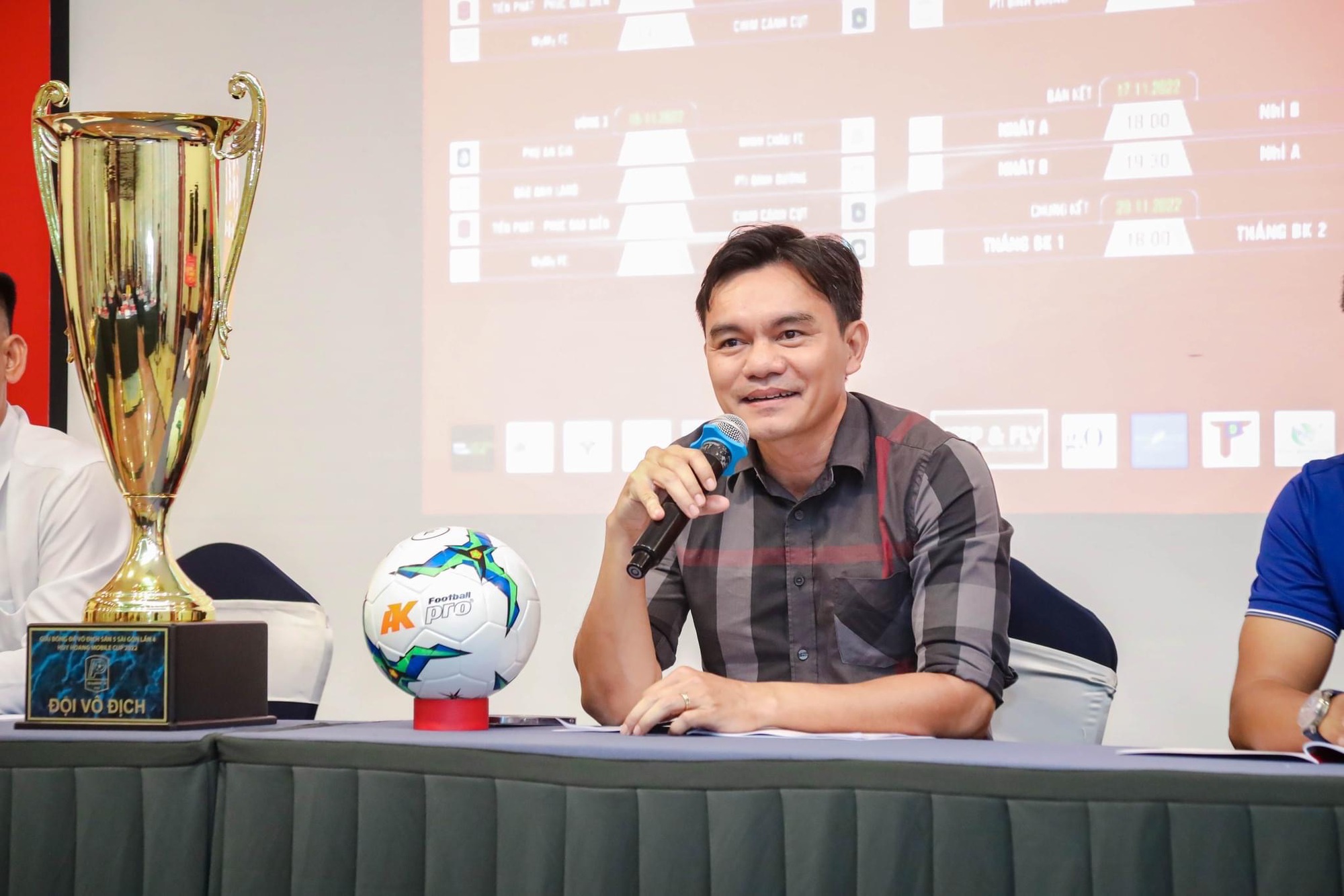 Khai mạc S5 Saigon - S4: S&acirc;n chơi futsal chất lượng cao - Ảnh 3.