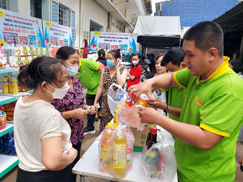 Phối hợp chăm lo cho công nhân ở trọ