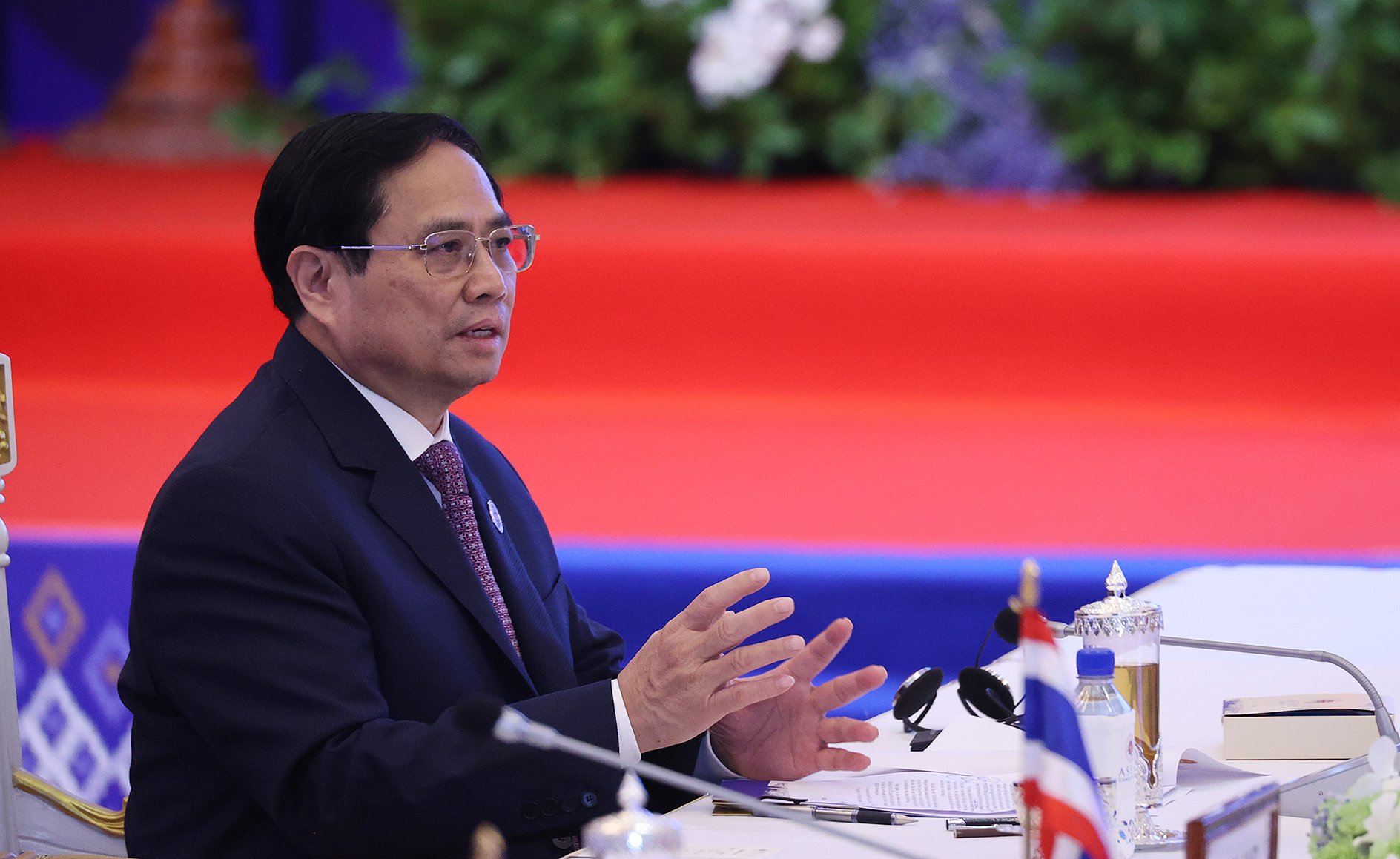Thủ tướng: Giải quyết hoà bình các mâu thuẫn trên Biển Đông - Ảnh 1.
