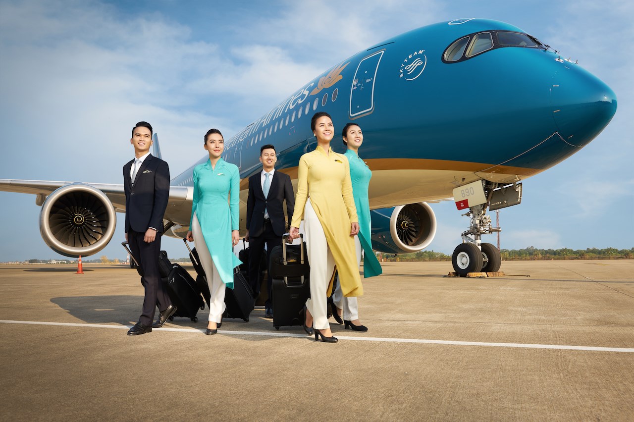 World Travel Awards vinh danh Vietnam Airlines h&atilde;ng h&agrave;ng kh&ocirc;ng h&agrave;ng đầu thế giới về bản sắc văn h&oacute;a - Ảnh 2.