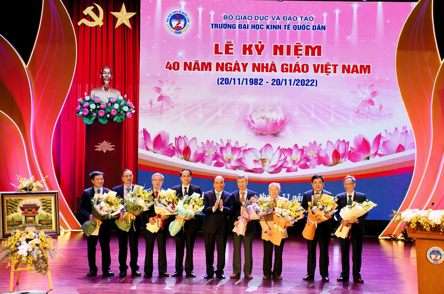 Chủ tịch nước Nguyễn Xu&acirc;n Ph&uacute;c nhớ về thời sinh vi&ecirc;n - Ảnh 2.
