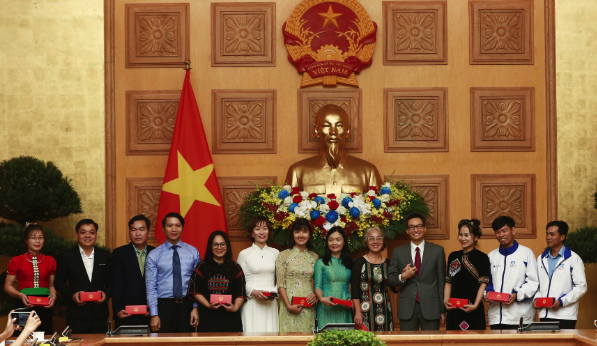 R&agrave; so&aacute;t c&aacute;c phong tr&agrave;o thi đua kh&ocirc;ng cần thiết l&agrave;m khổ c&aacute;c thầy c&ocirc; gi&aacute;o - Ảnh 3.