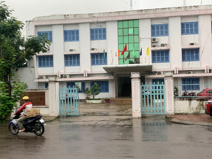 Diễn biến vụ &ldquo;sếp&rdquo; Chi cục Thủy sản B&igrave;nh Định quan hệ bất ch&iacute;nh với nữ thuộc cấp - Ảnh 1.