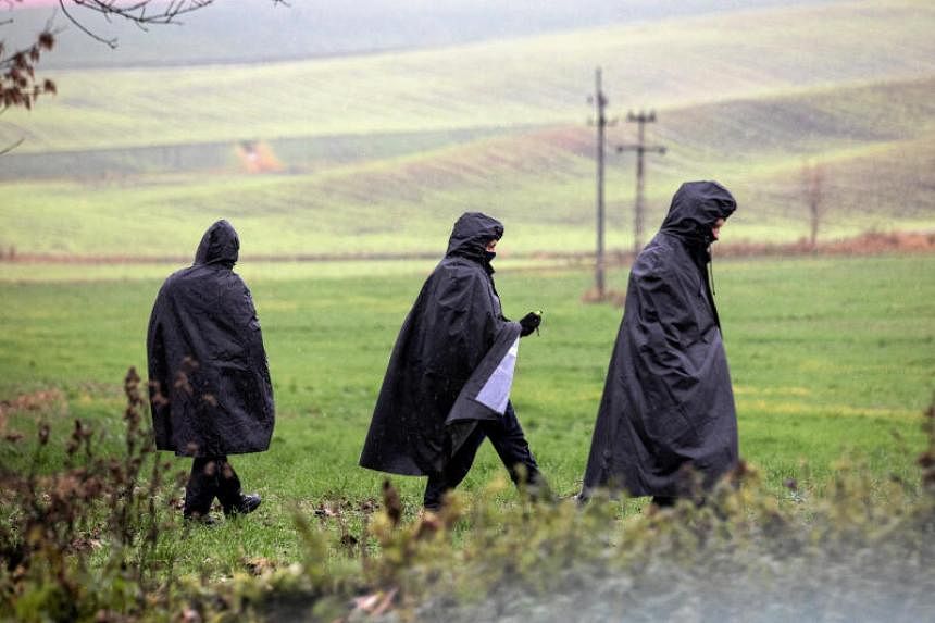 Ukraine nêu điều kiện đàm phán hoà bình với Nga - Ảnh 2.