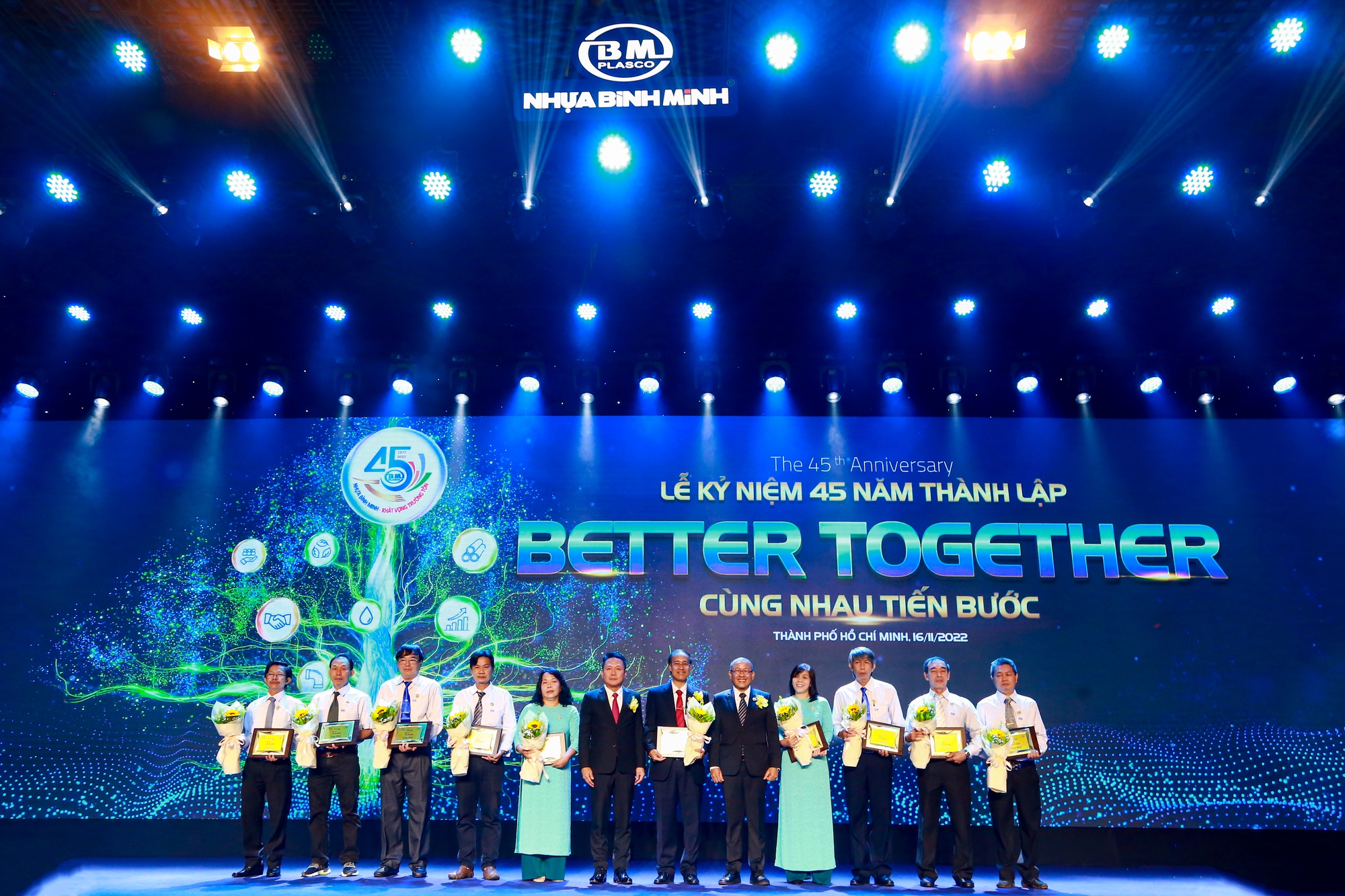 Chương trình” Cùng nhau tiến bước” kỷ niệm 45 năm thành lập Công ty Cổ phần nhựa Bình Minh