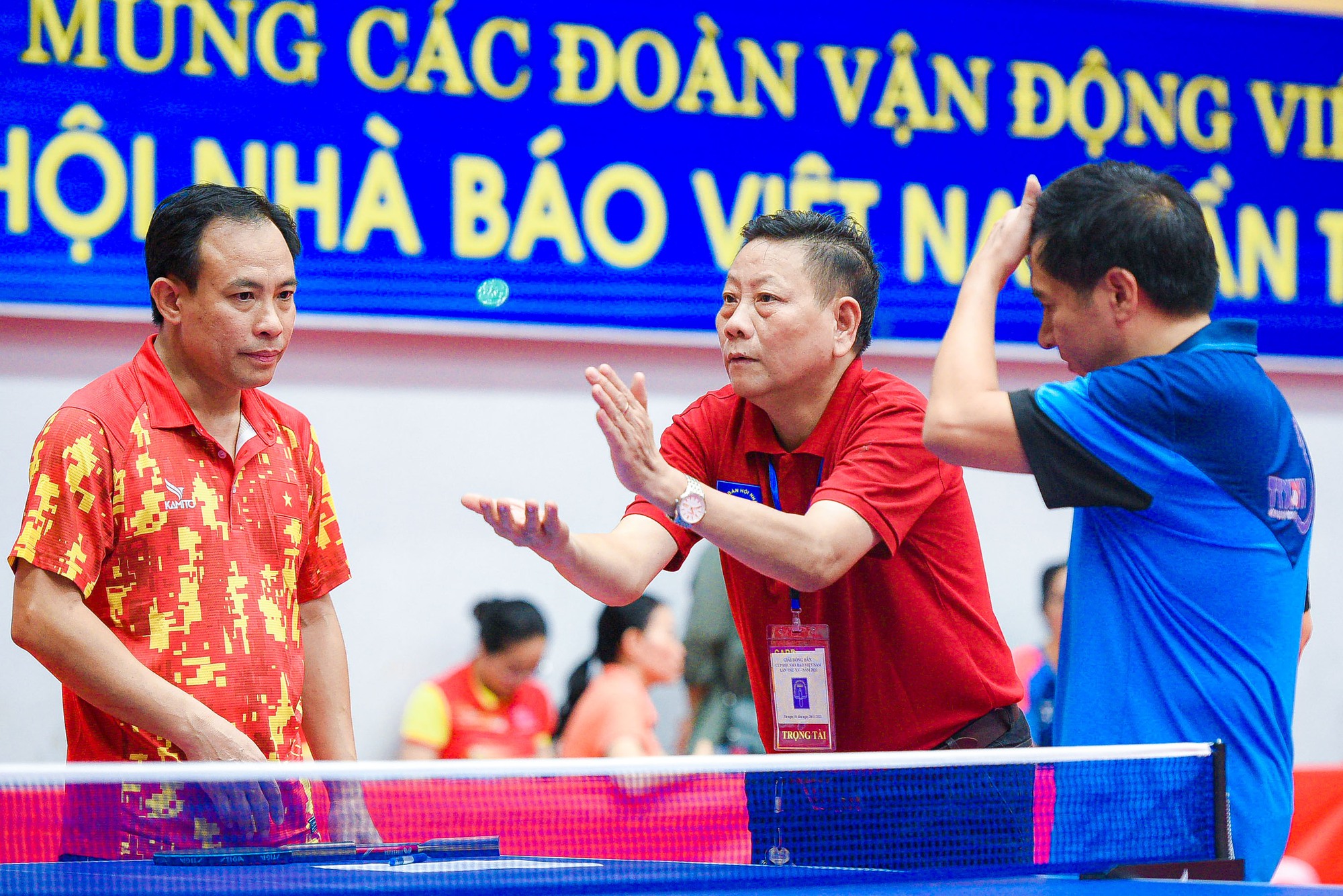 Khai mạc Giải B&oacute;ng b&agrave;n Hội Nh&agrave; b&aacute;o Việt Nam lần thứ XV - Ảnh 4.