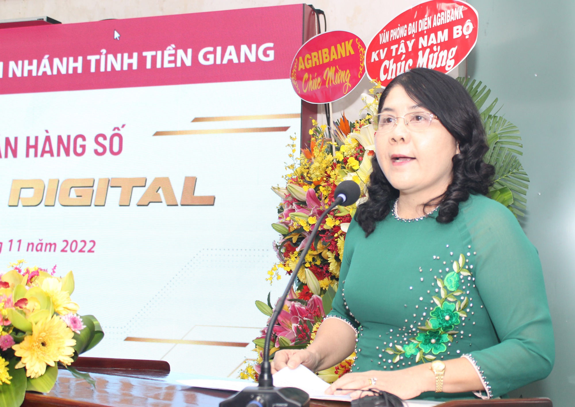 Agribank đưa v&agrave;o hoạt động ng&acirc;n h&agrave;ng số đầu ti&ecirc;n tại Tiền Giang - Ảnh 2.