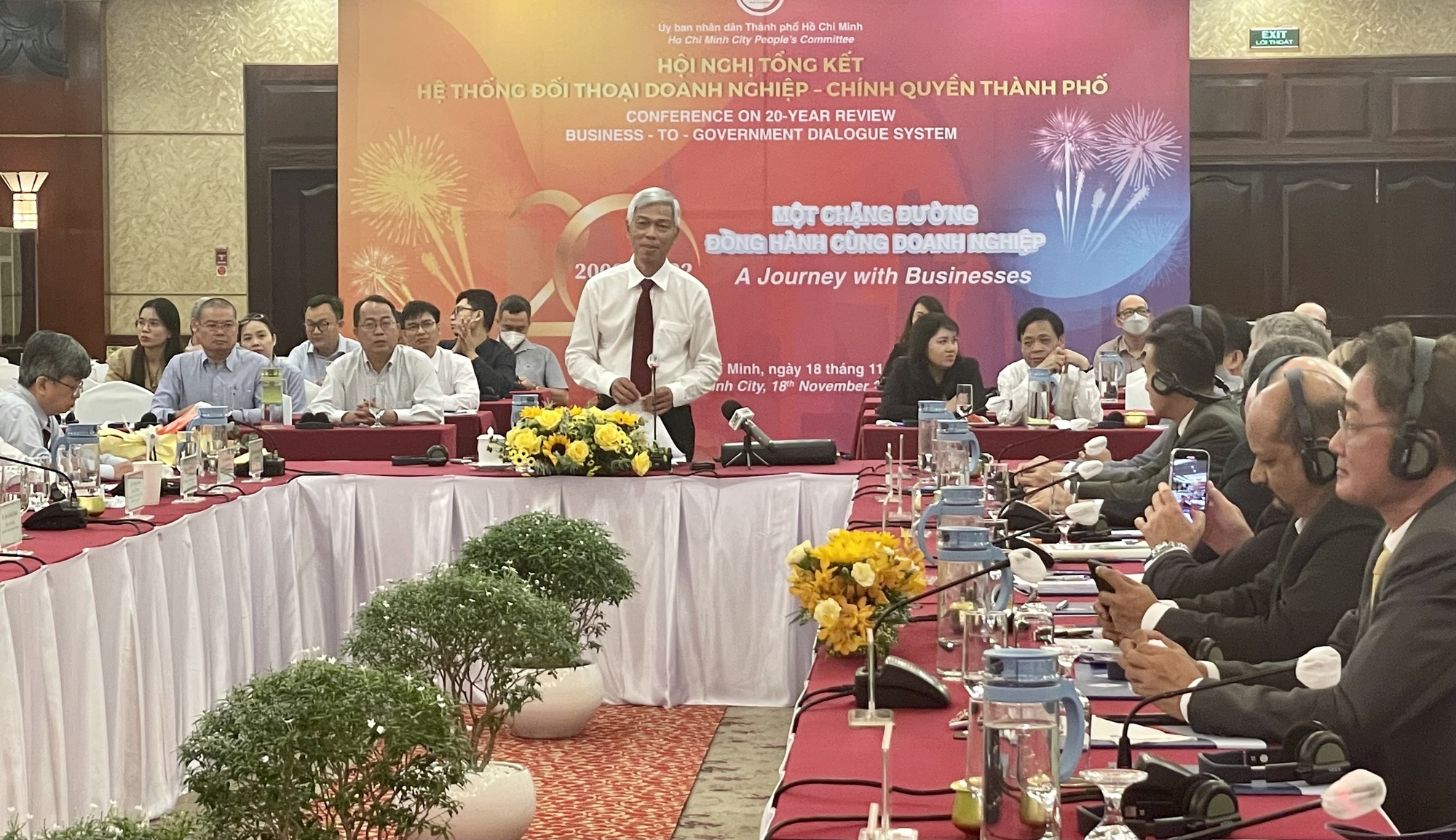 Đối thoại để thấu hiểu doanh nghiệp hơn