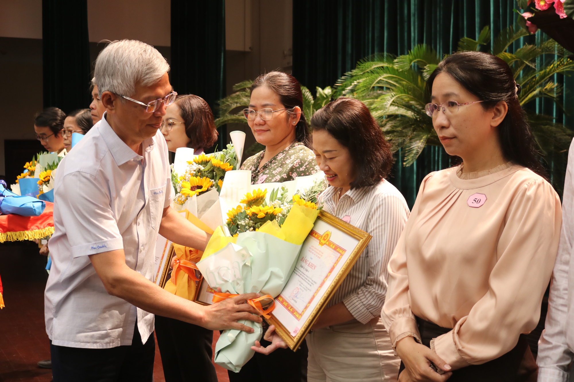 Tăng cường sự lãnh đạo của Đảng đối với các hội quần chúng - Ảnh 3.
