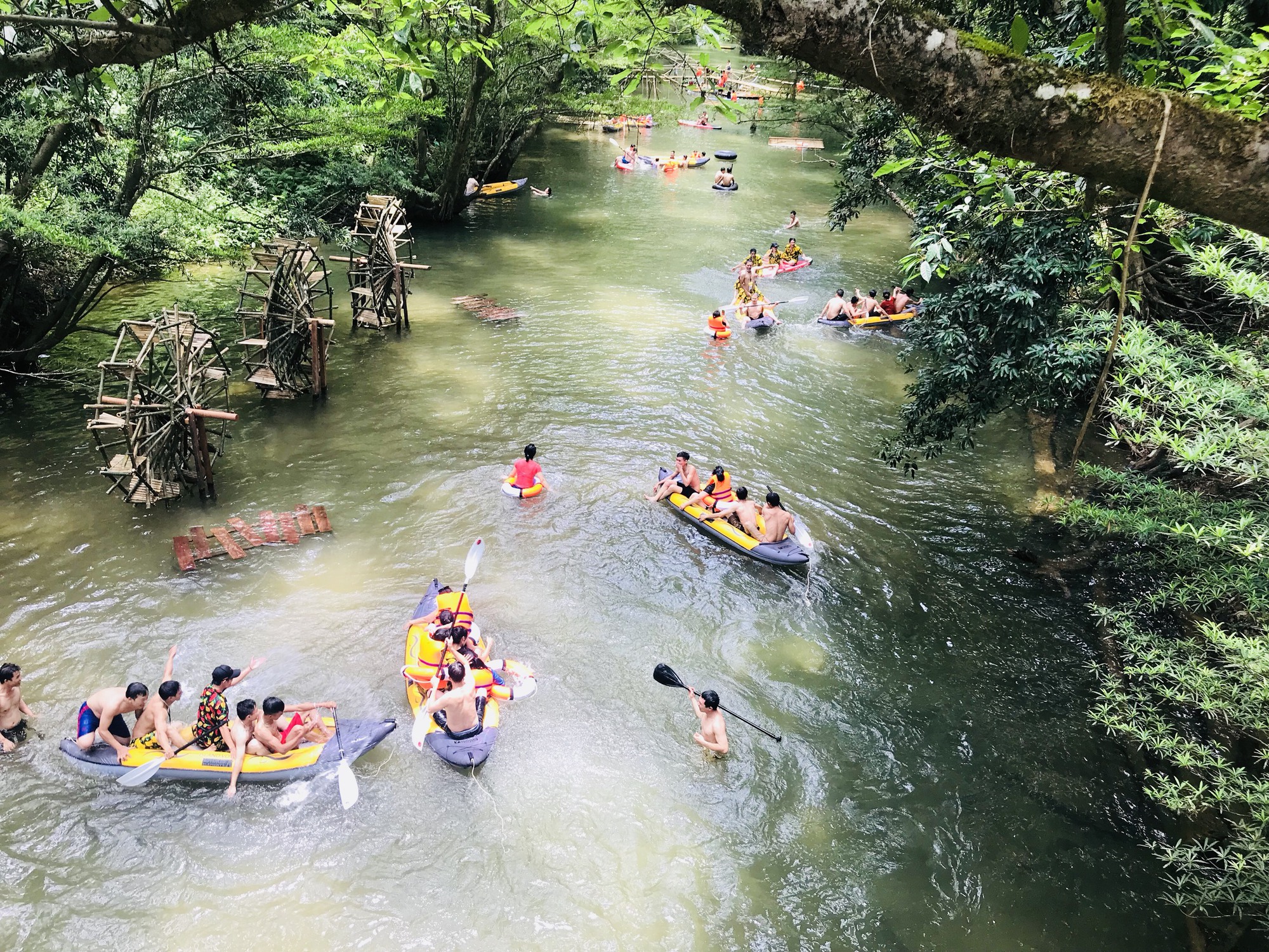 Chiếm đất, x&acirc;y khu du lịch lậu giữa l&ograve;ng di sản Phong Nha - Kẻ B&agrave;ng - Ảnh 1.