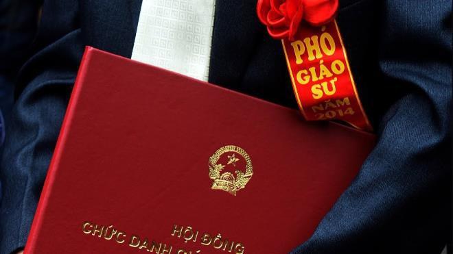 383 ứng viên đạt chuẩn giáo sư, phó giáo sư năm 2022