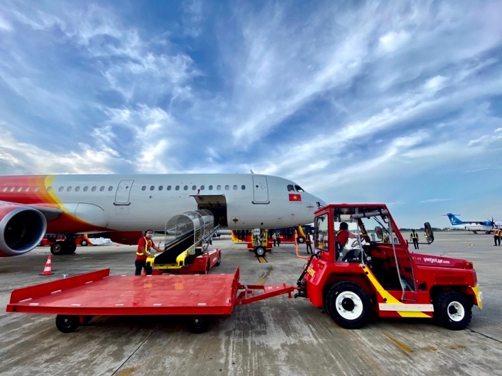 Vietjet ph&aacute;t triển đa ng&agrave;nh, mở rộng hoạt động kinh doanh - Ảnh 2.