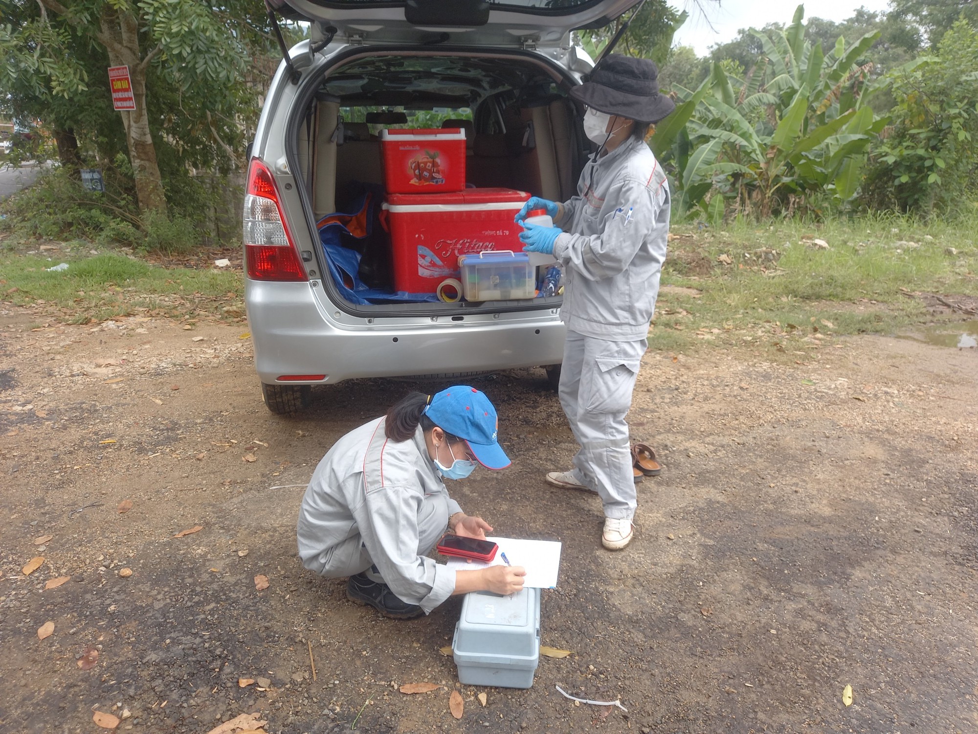 Hoang mang với d&ograve;ng s&ocirc;ng nổi bọt trắng như m&acirc;y - Ảnh 6.
