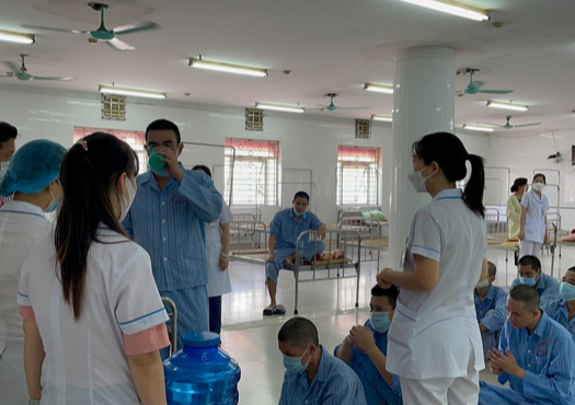 B&aacute;c sĩ chuy&ecirc;n ng&agrave;nh t&acirc;m thần, ph&aacute;p y... cần được trả lương cao nhất? - Ảnh 2.