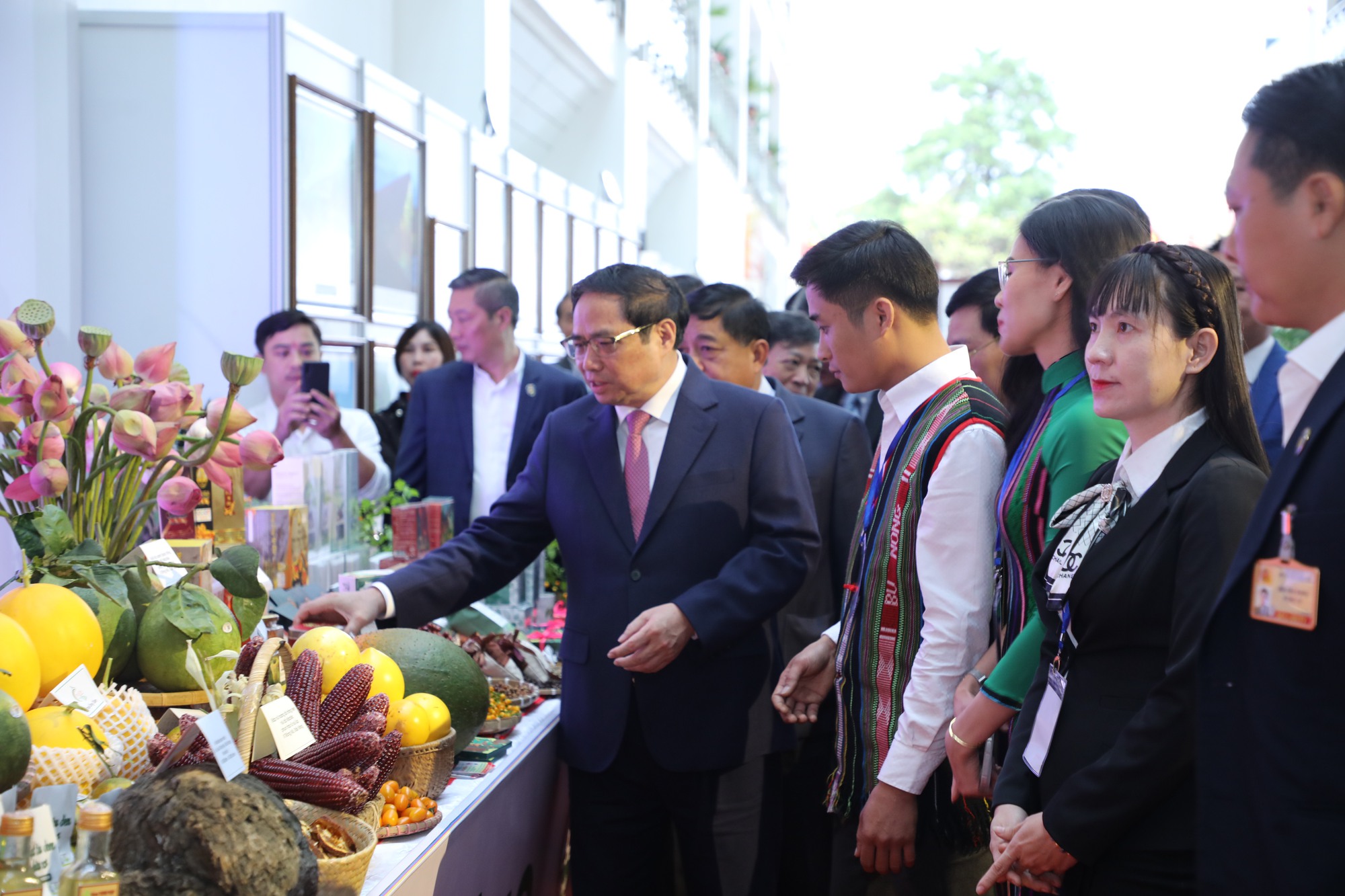 Thủ tướng Ch&iacute;nh phủ chủ tr&igrave; Hội nghị ph&aacute;t triển v&ugrave;ng T&acirc;y nguy&ecirc;n - Ảnh 3.