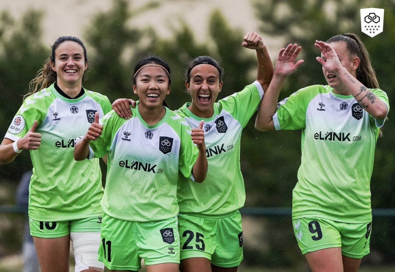 Huỳnh Như lại lập cú đúp, Lank FC đại thắng “5 sao”