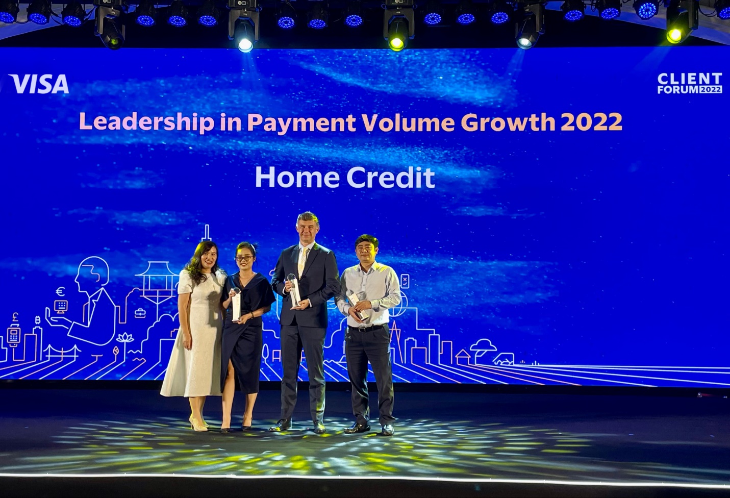 Home Credit giành được giải thưởng Visa Award năm thứ ba liên tiếp - Ảnh 1. Home Credit giành được giải thưởng Visa Award năm thứ ba liên tiếp - Ảnh 1.