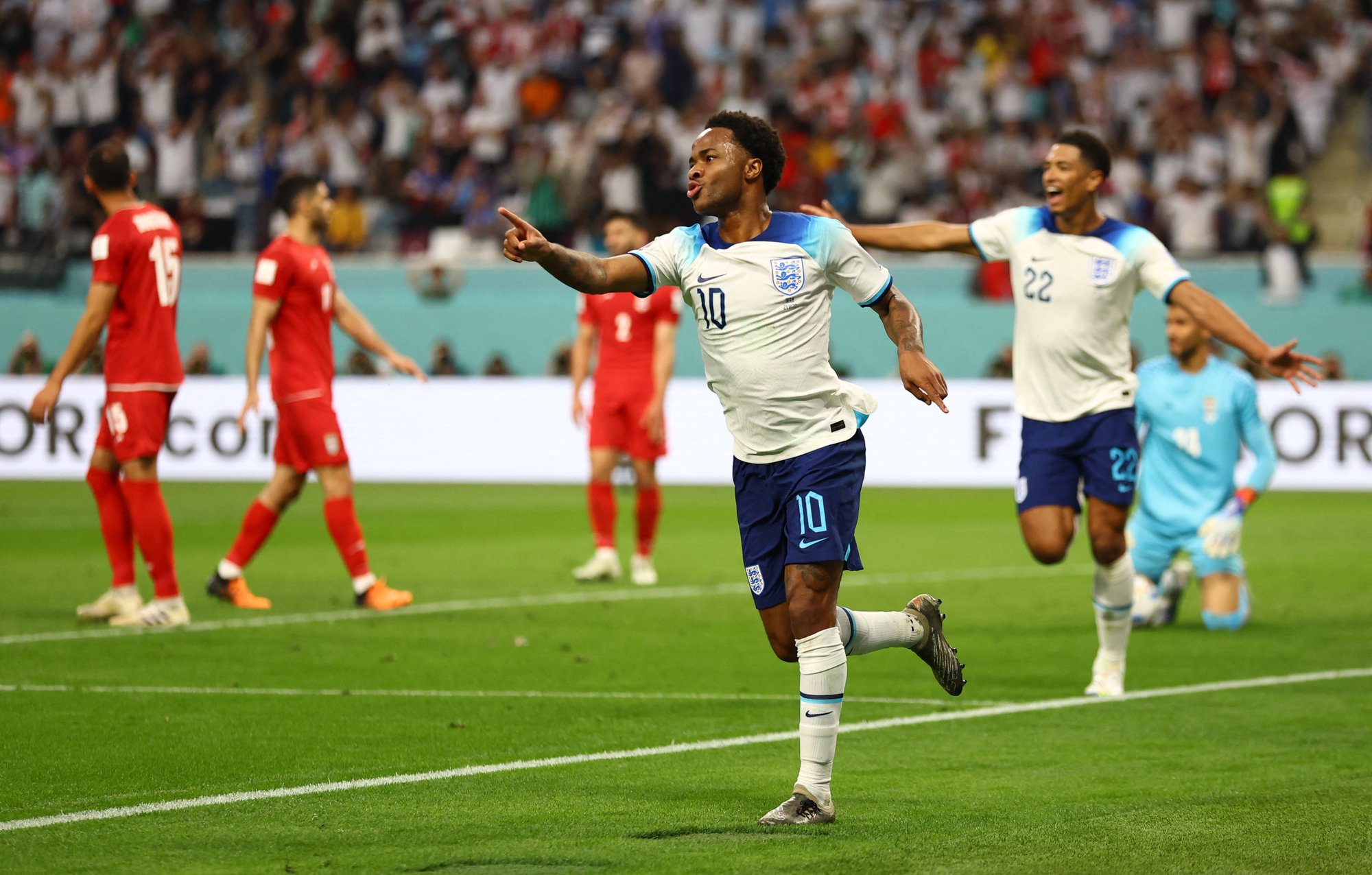 Anh - Iran 6-2: Tam sư gầm vang - Ảnh 7.