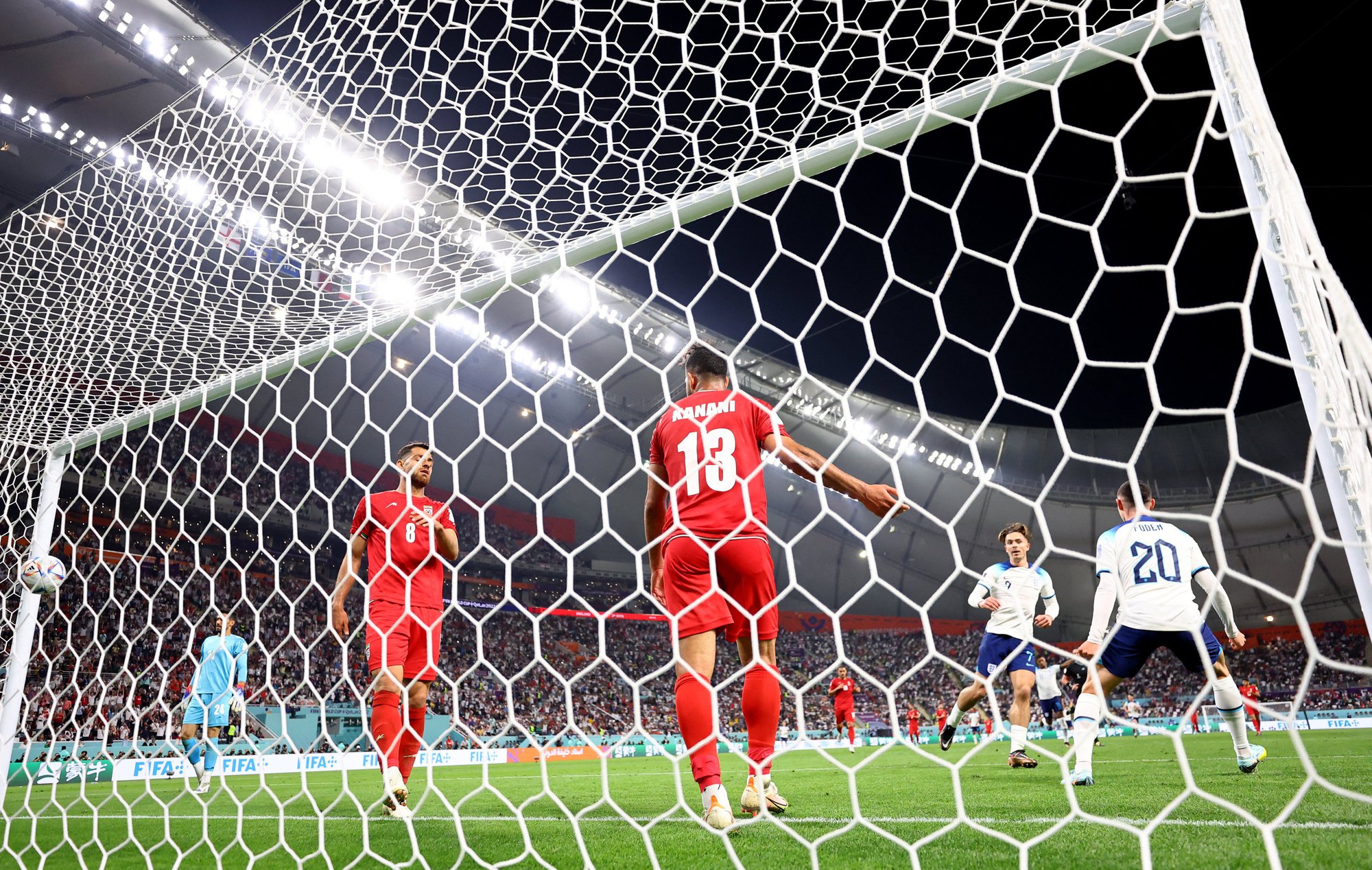 Anh - Iran 6-2: Tam sư gầm vang - Ảnh 11.