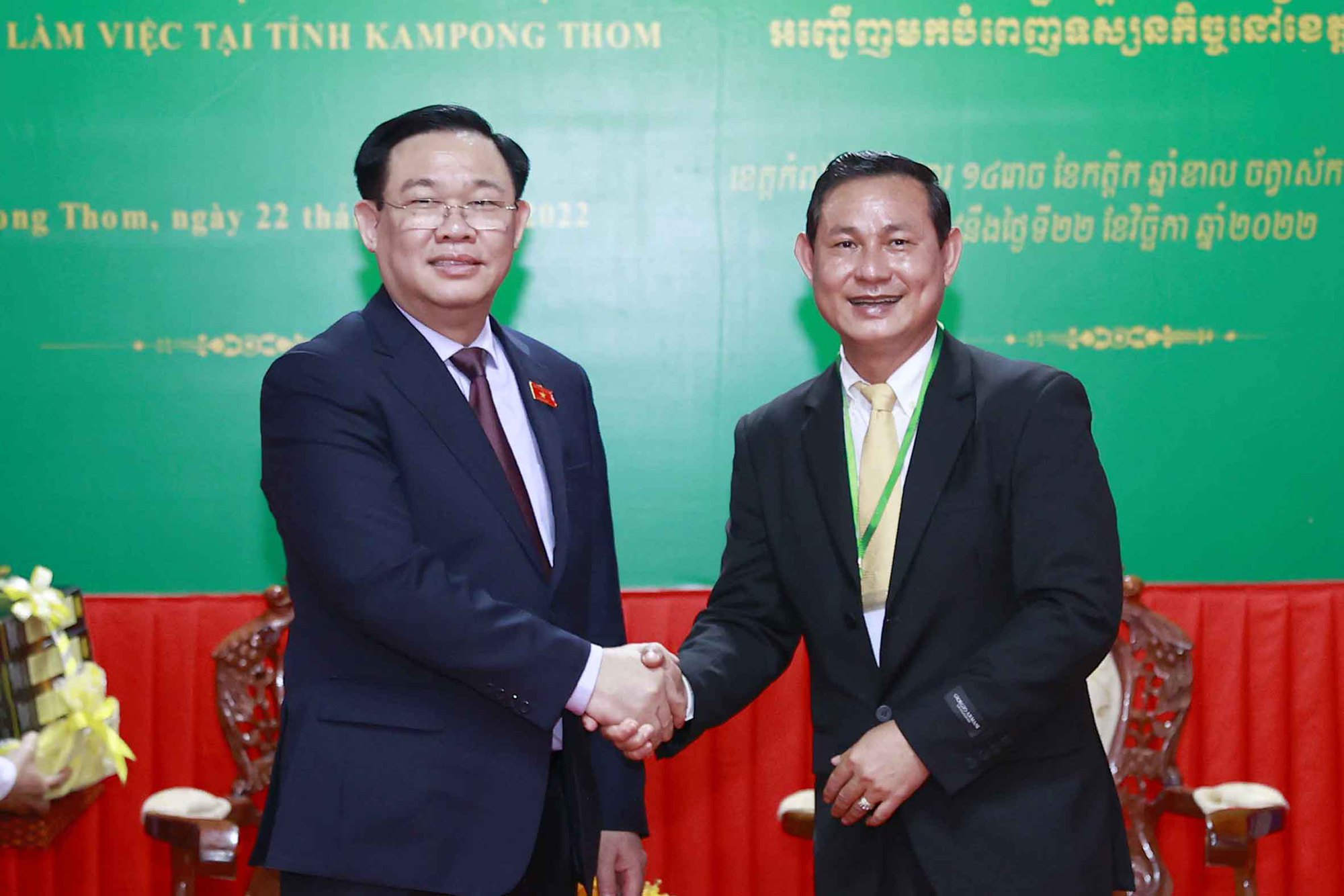 Gắn kết bền vững tình cảm nhân dân Việt Nam - Campuchia