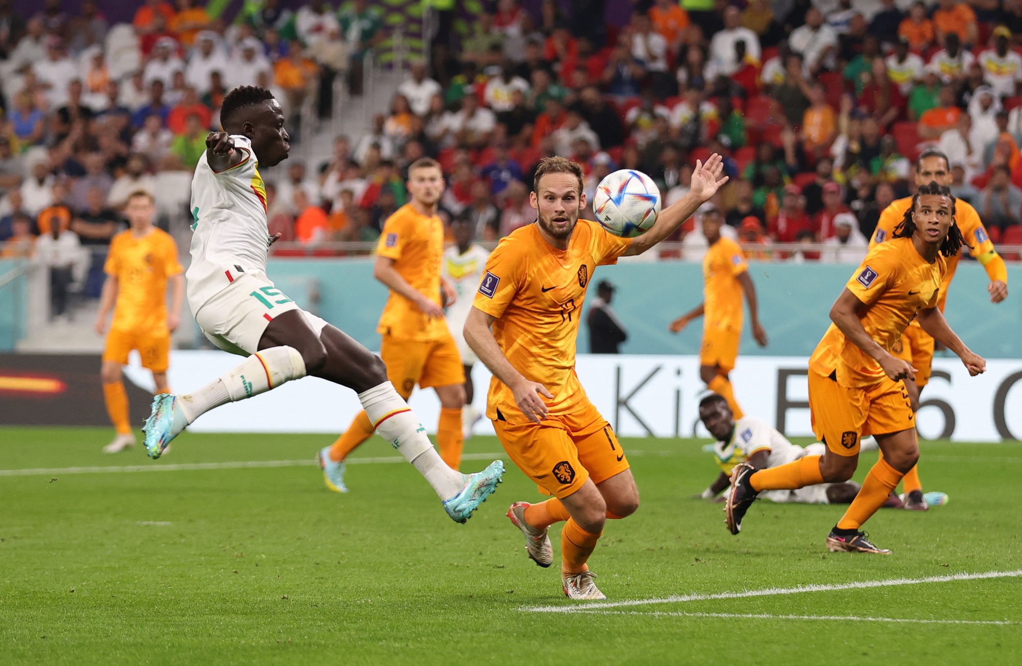 Lốc da cam Hà Lan bắt đầu tạo gió ở World Cup 2022 - Ảnh 5.