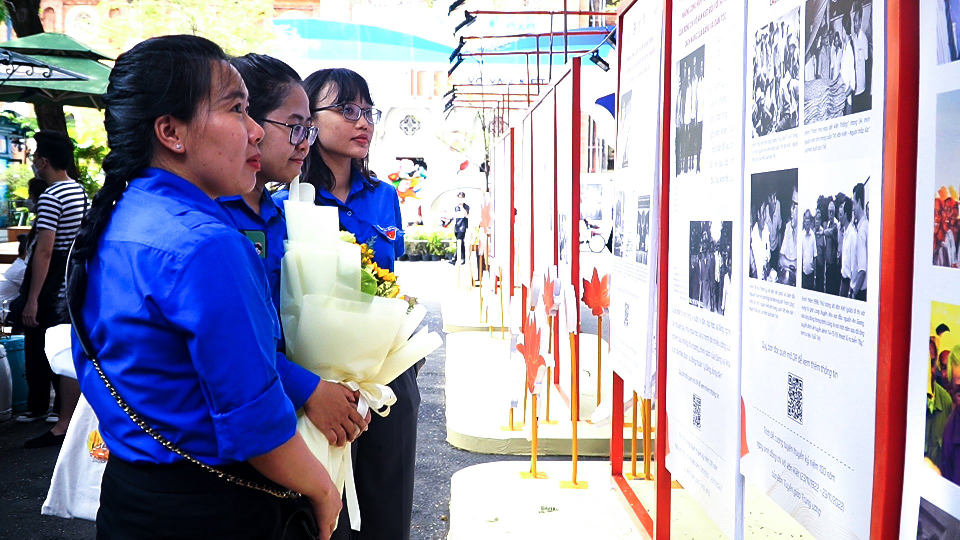 Sâu nặng nghĩa tình với bác Sáu Dân