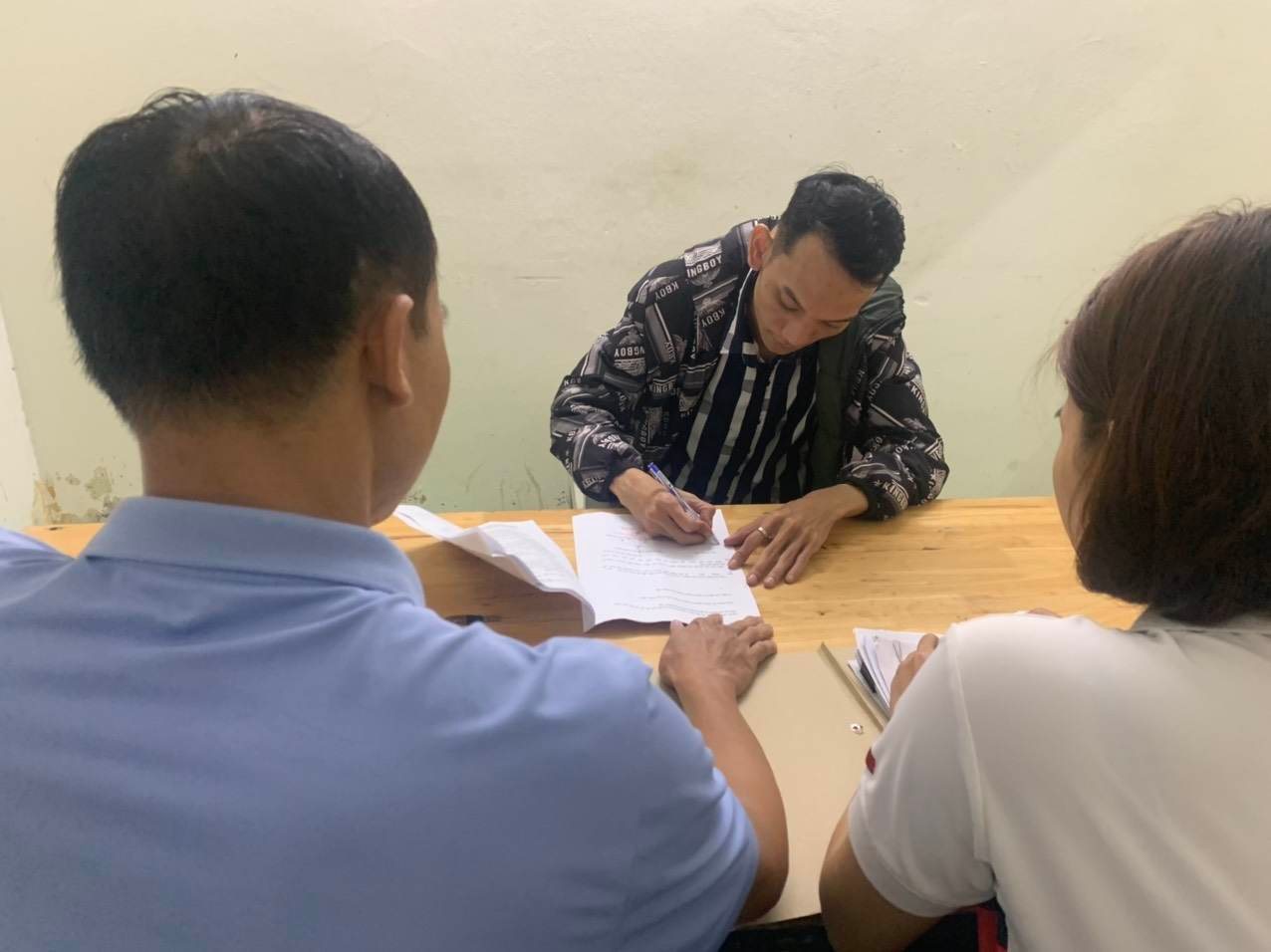 Thưởng n&oacute;ng chuy&ecirc;n &aacute;n li&ecirc;n quan vụ đ&ograve;i nợ kiểu khủng bố - Ảnh 4.