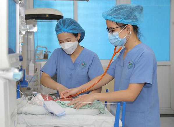 Hiếm gặp, ba trẻ sơ sinh mới 5-16 ngày tuổi đã mắc sốt xuất huyết
