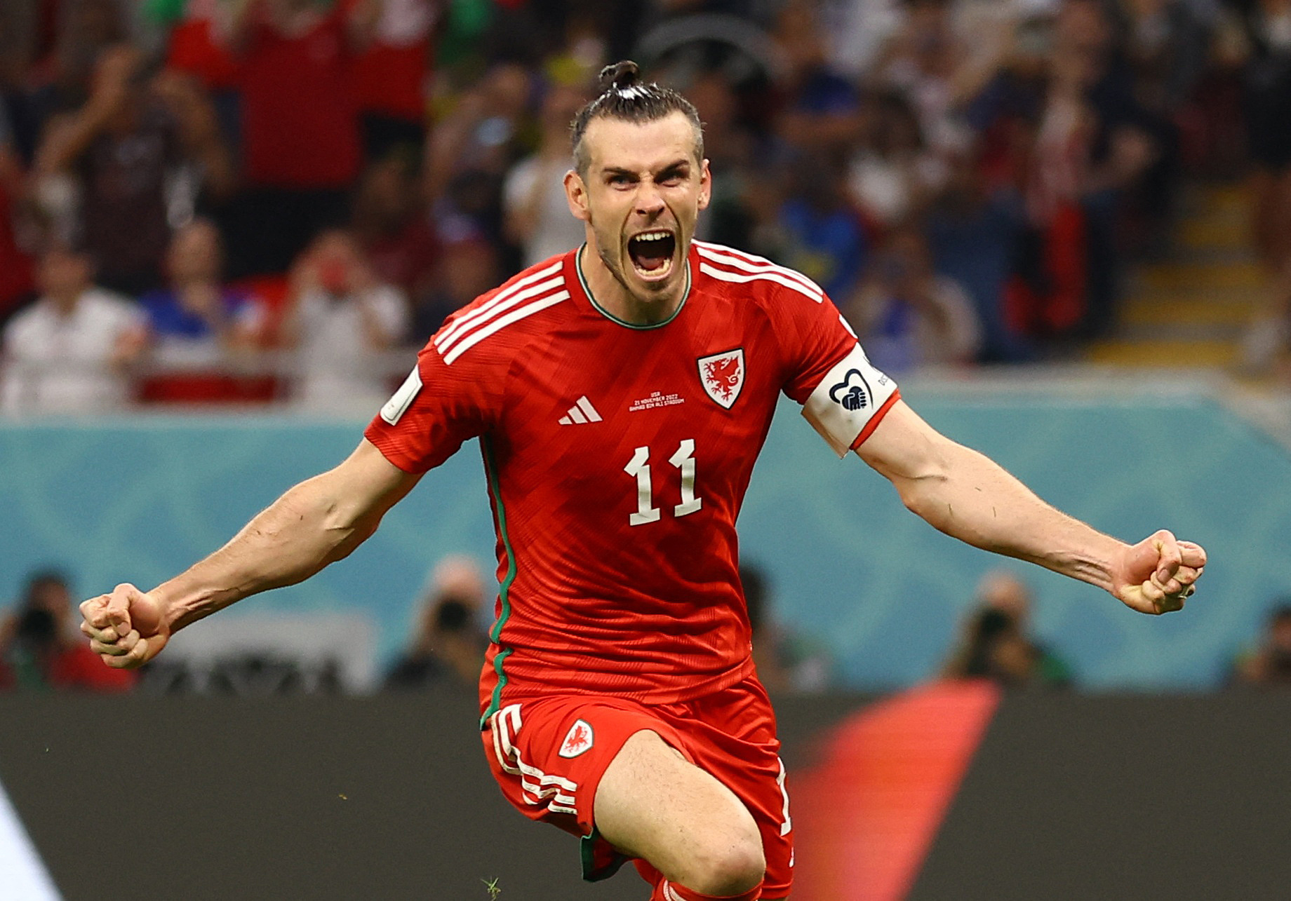 Con trai tổng thống Liberia ghi bàn cho tuyển Mỹ, Bale gỡ hòa giúp Xứ Wales