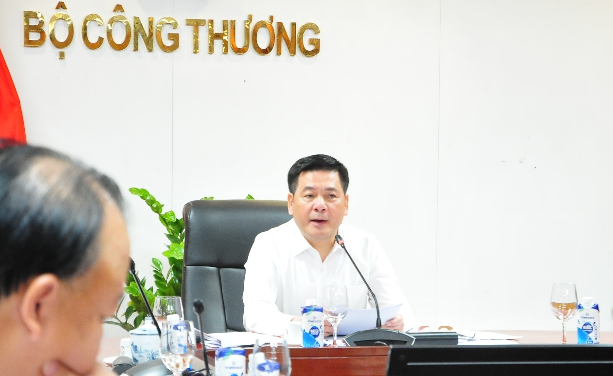 Bộ trưởng Bộ Công Thương nêu 2 kịch bản phân giao tổng nguồn xăng dầu năm 2023