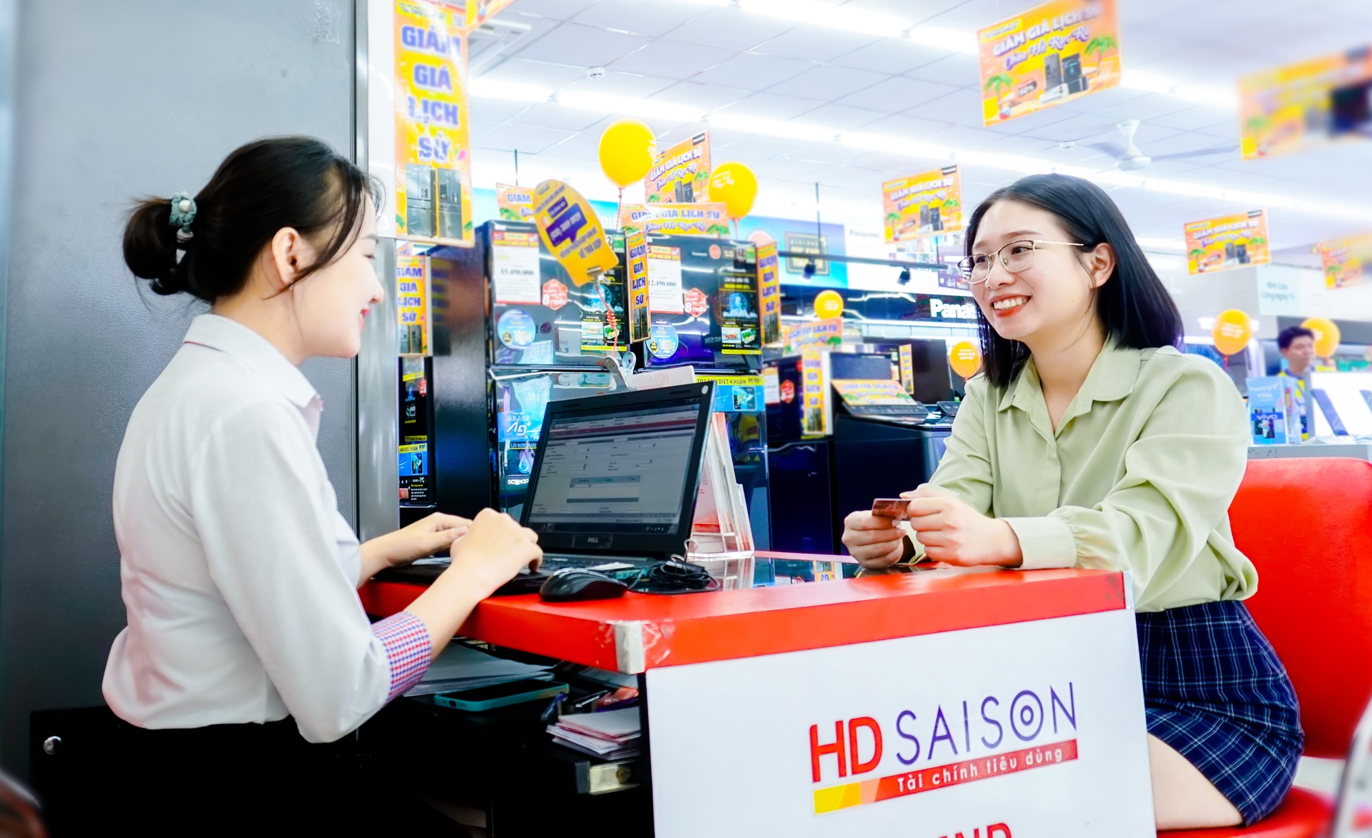 Chị tôi đi vay vốn ưu đãi
