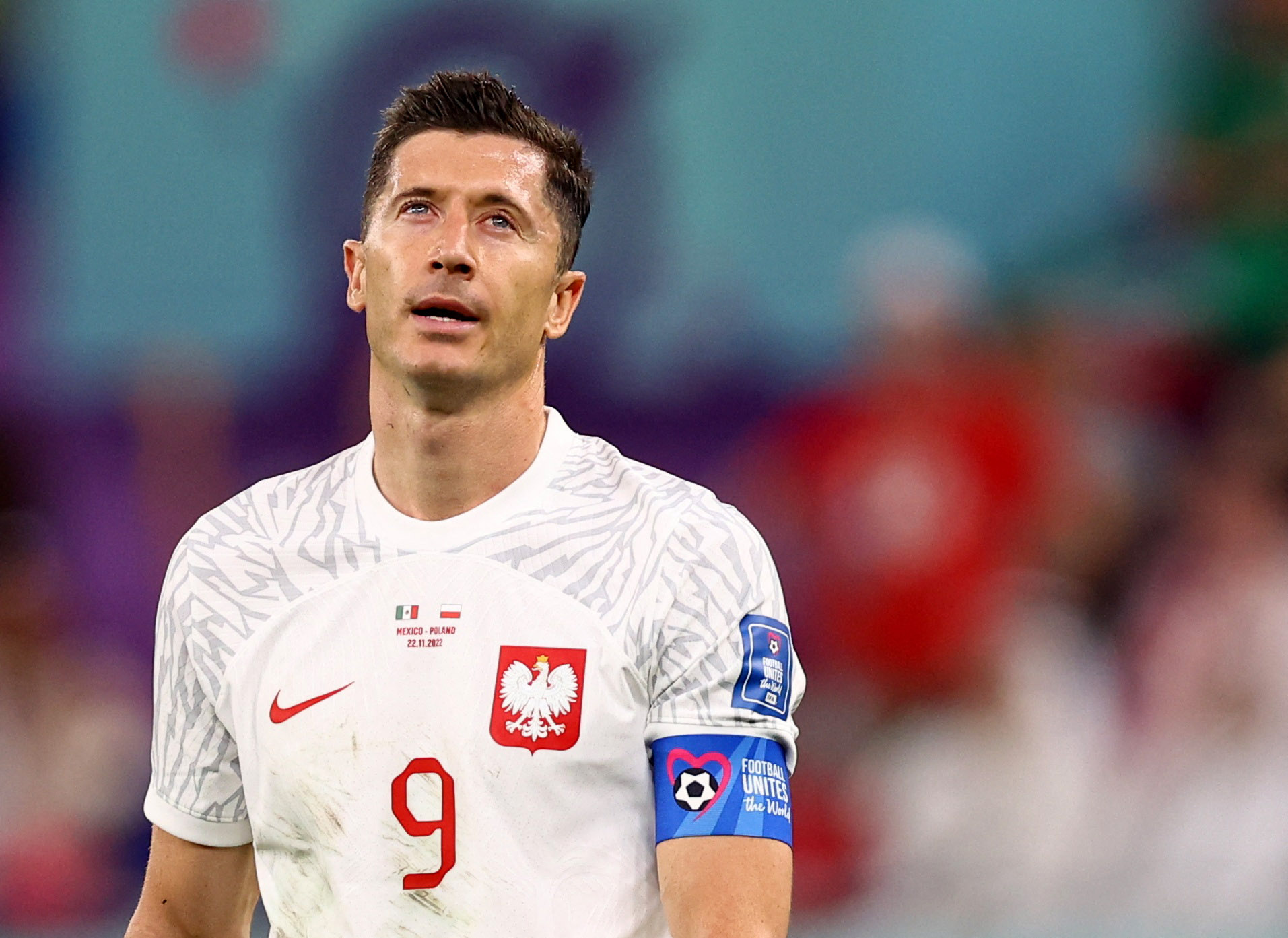 Lewandowski hỏng penalty, Ba Lan chia điểm Mexico