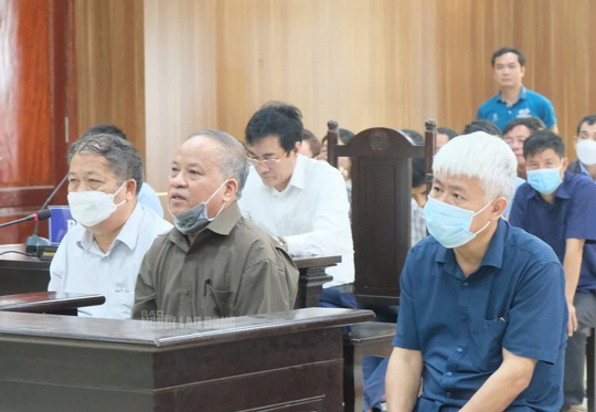 Gây thất thoát hơn 8,8 tỉ đồng, 3 cựu lãnh đạo huyện ở Thanh Hóa hầu tòa