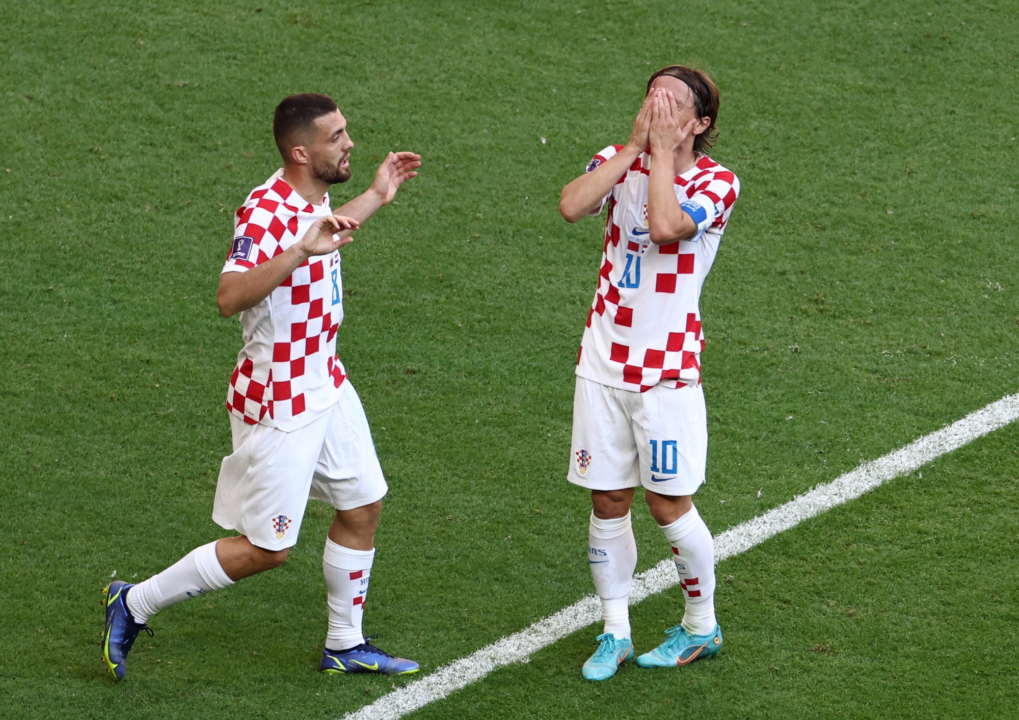 World Cup 2022: Á quân thế giới gặp khó ở trận mở màn bảng F - Ảnh 6.