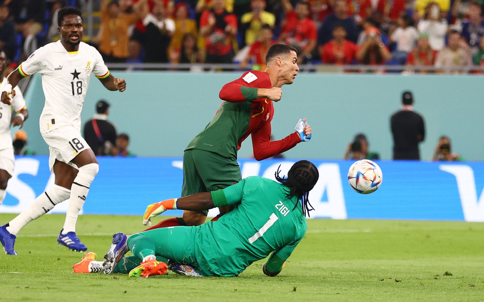 Bồ Đào Nha - Ghana 3-2: Chiến thắng chật vật - Ảnh 1.
