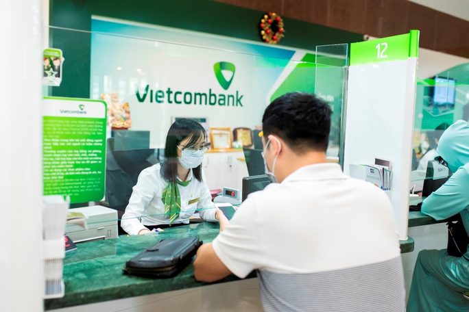 Vietcombank bất ngờ giảm lãi suất cho vay
