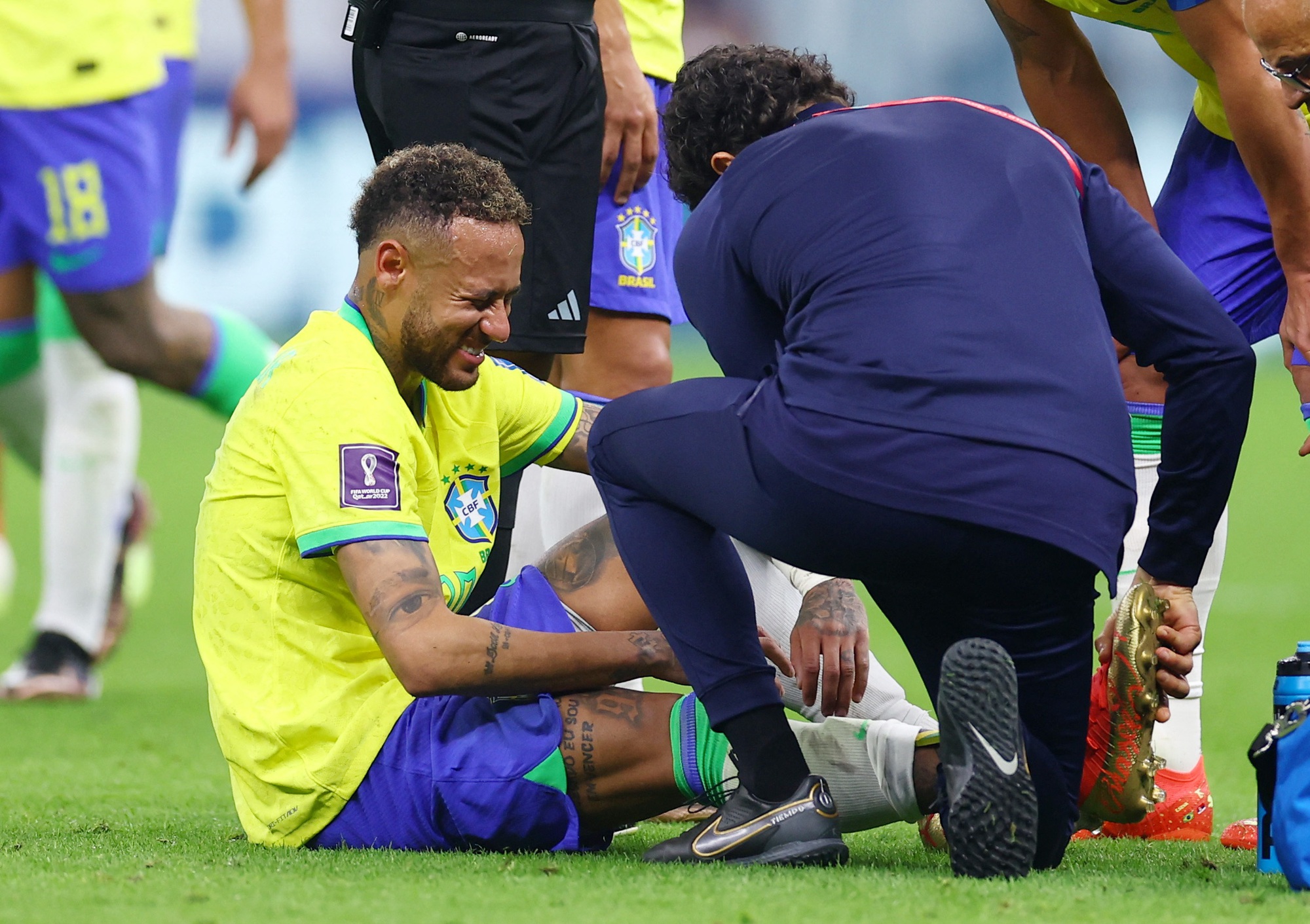 &Aacute;m ảnh World Cup 2014 sẽ t&aacute;i hiện với Neymar? - Ảnh 4.