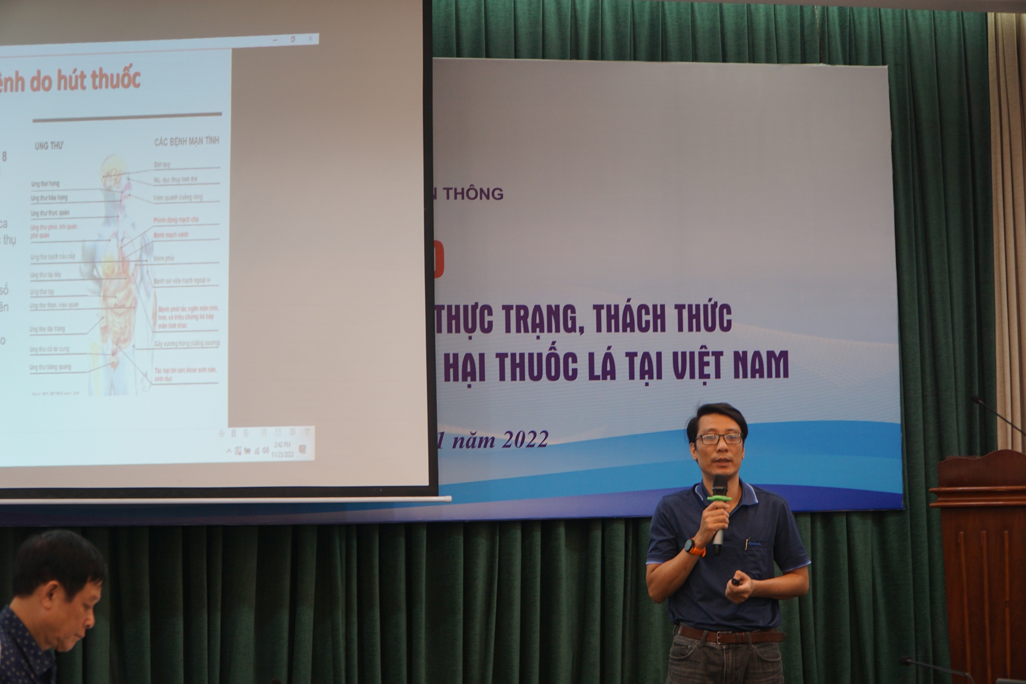 B&agrave; Nguyễn Thị Thu Hương: Đề xuất cấm thuốc l&aacute; điện tử ở Việt Nam l&agrave; hợp l&yacute;! - Ảnh 2.