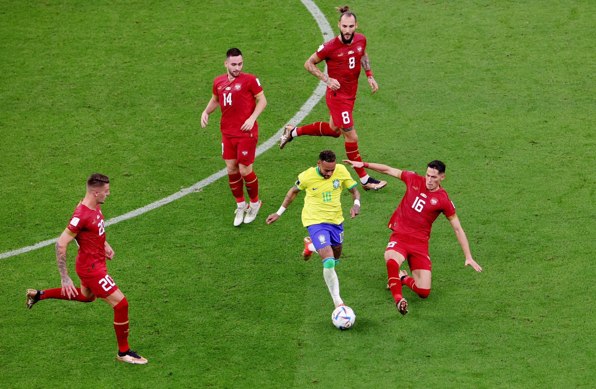 Neymar dính chấn thương, Selecao thót tim nguyện cầu - Ảnh 10.