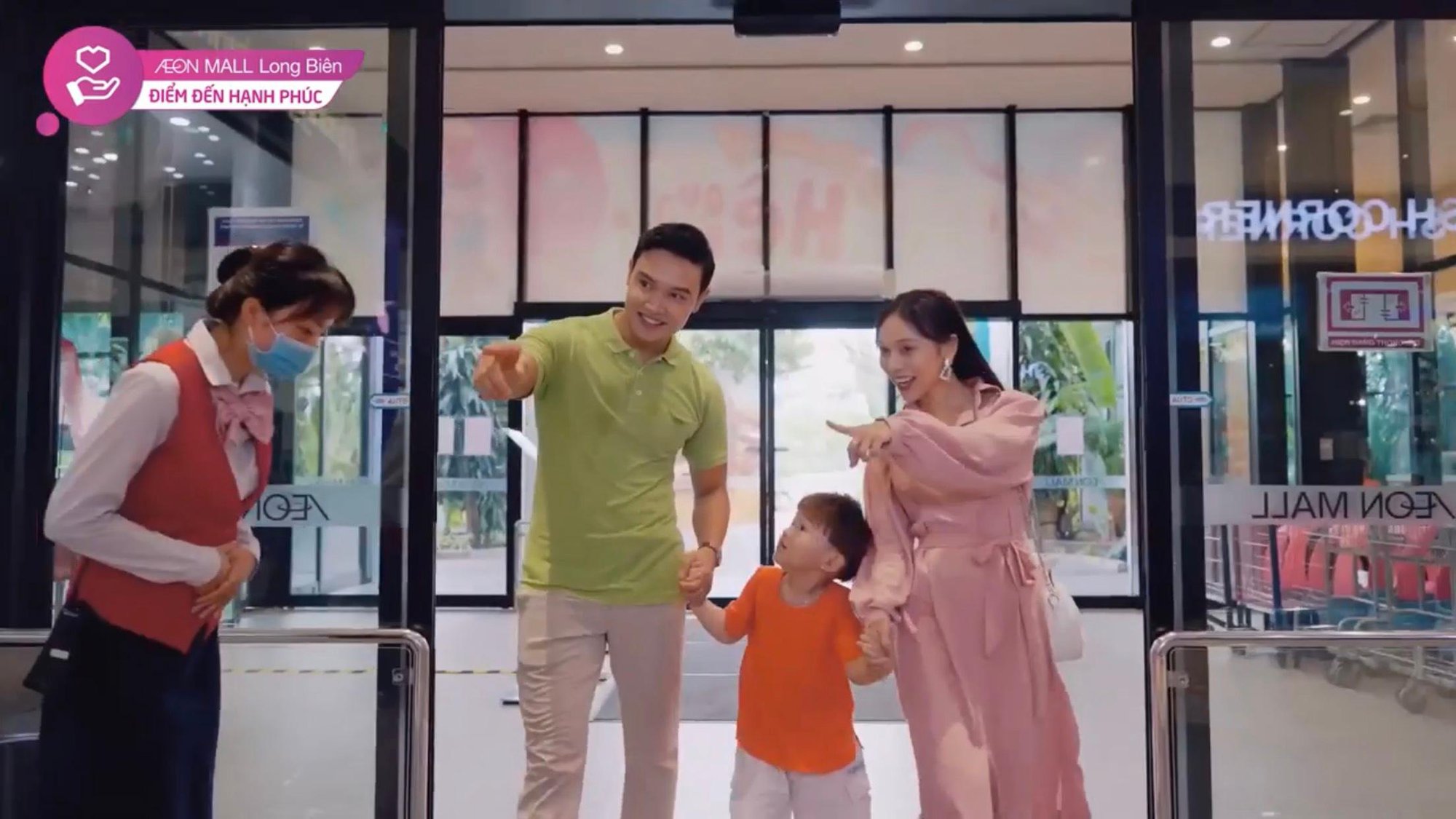 Diễn vi&ecirc;n Ng&ocirc; C&ocirc;ng Tuấn Anh- Ch&agrave;ng trai đắt show với c&aacute;c TVC quảng c&aacute;o - Ảnh 2.